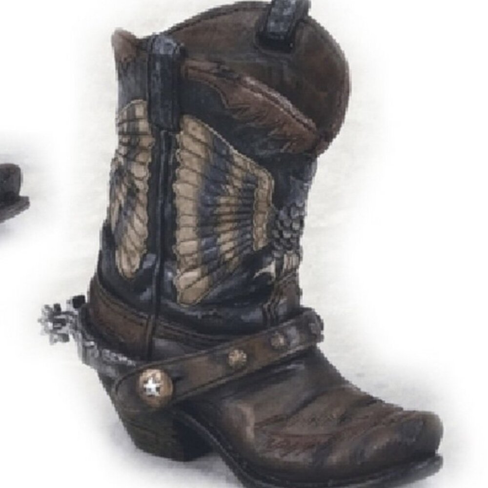 Cowboy Boot and spur Pen and Pencil Caddy Old West 5 Inches Tall Comes boxed